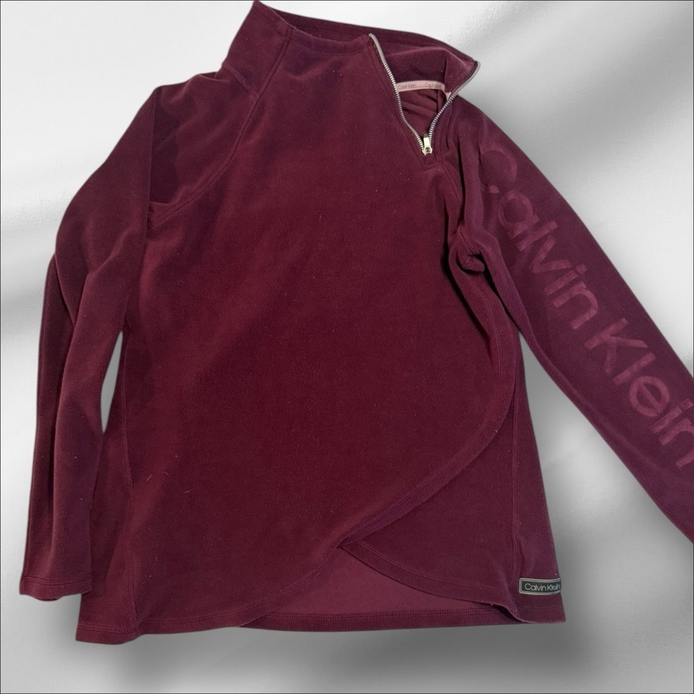 Women’s Calvin Klein fleece pullover with logo sleeve size M